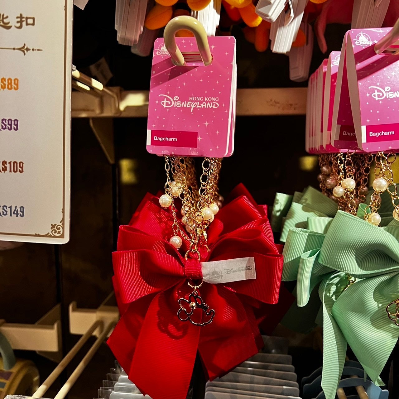 HKDL - 2025 - ribbon bag charm - Minnie Mouse