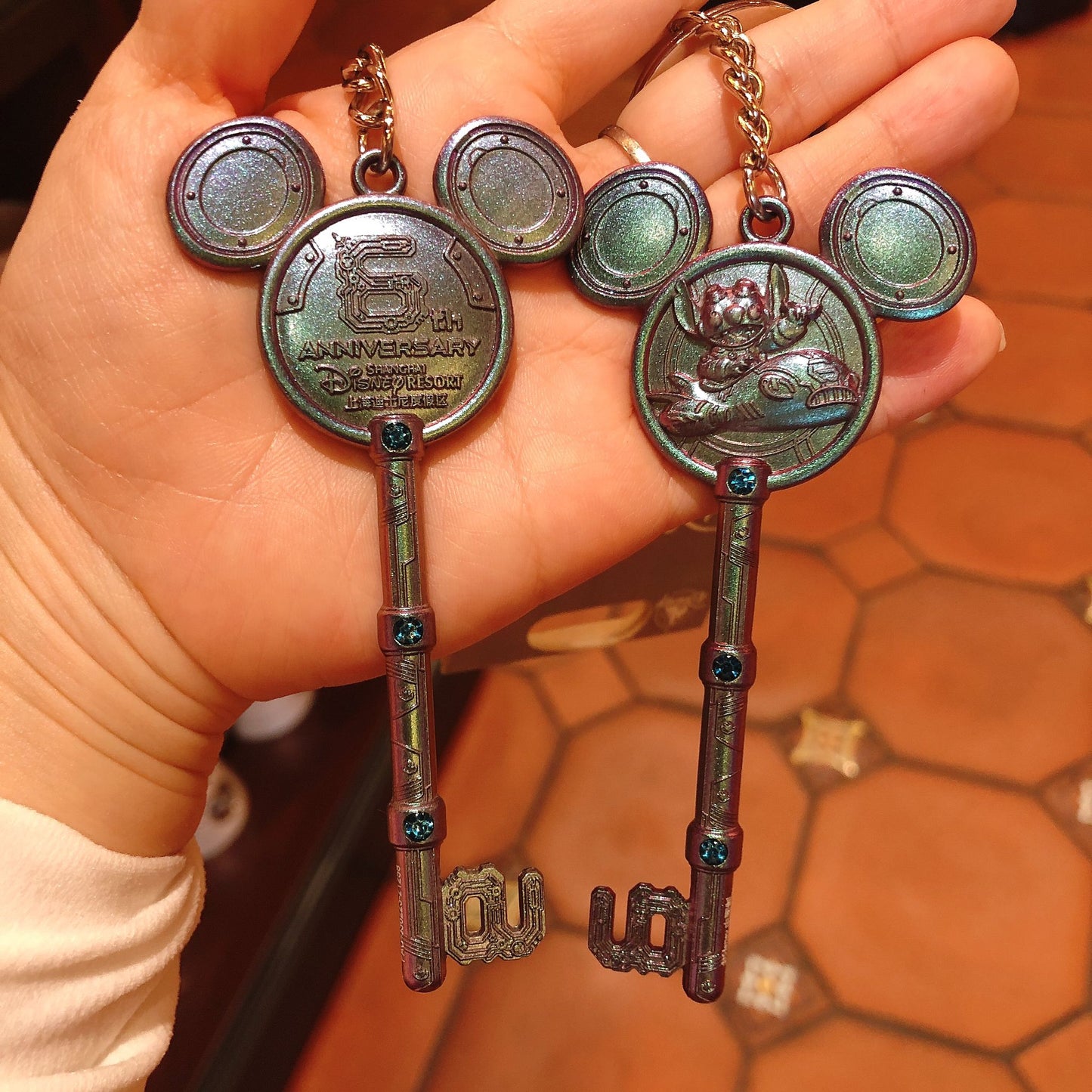 SHDL - 6th Anniversary Collection - Stitch Keychain