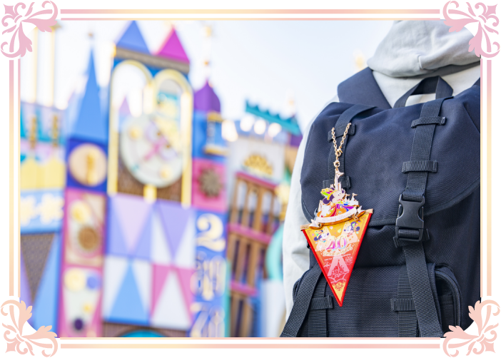 TDR - Tokyo Disneyland 40th Anniversary - Flag Holder keychain (Castle)