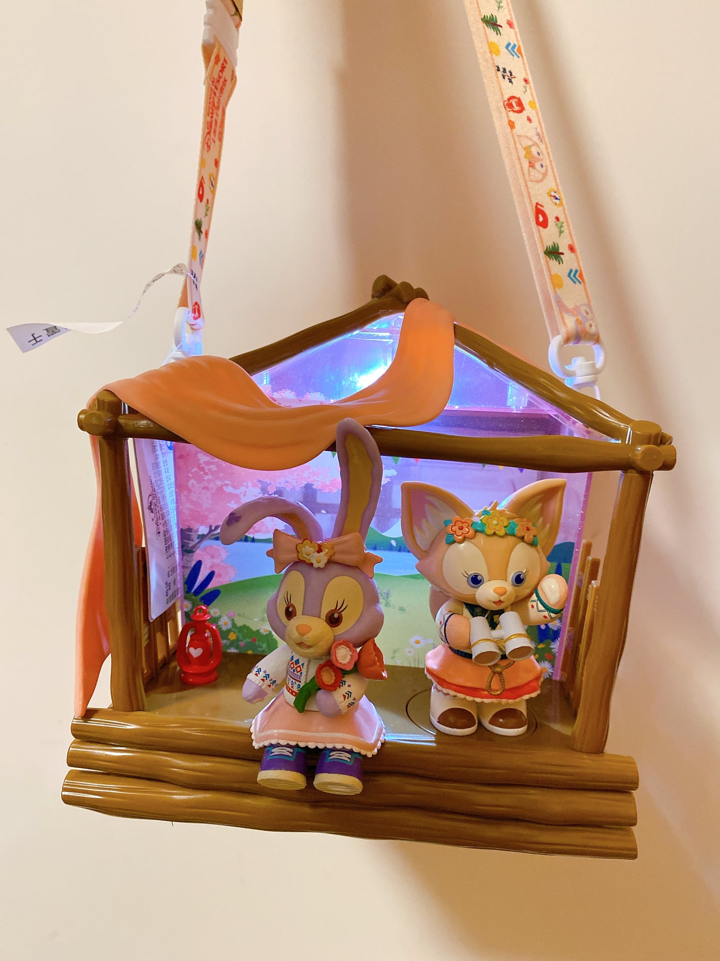 SHDL - Lina Bell and Stella Lou light-up popcorn bucket