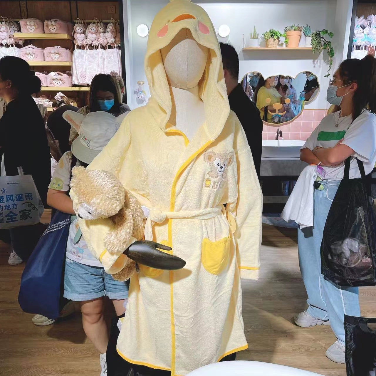 SHDL - Duffy and friends collection - Bathrobe