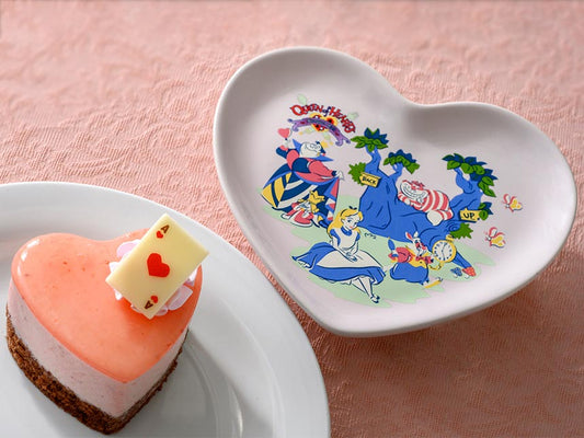 TDR - Alice in Wonderland Plate