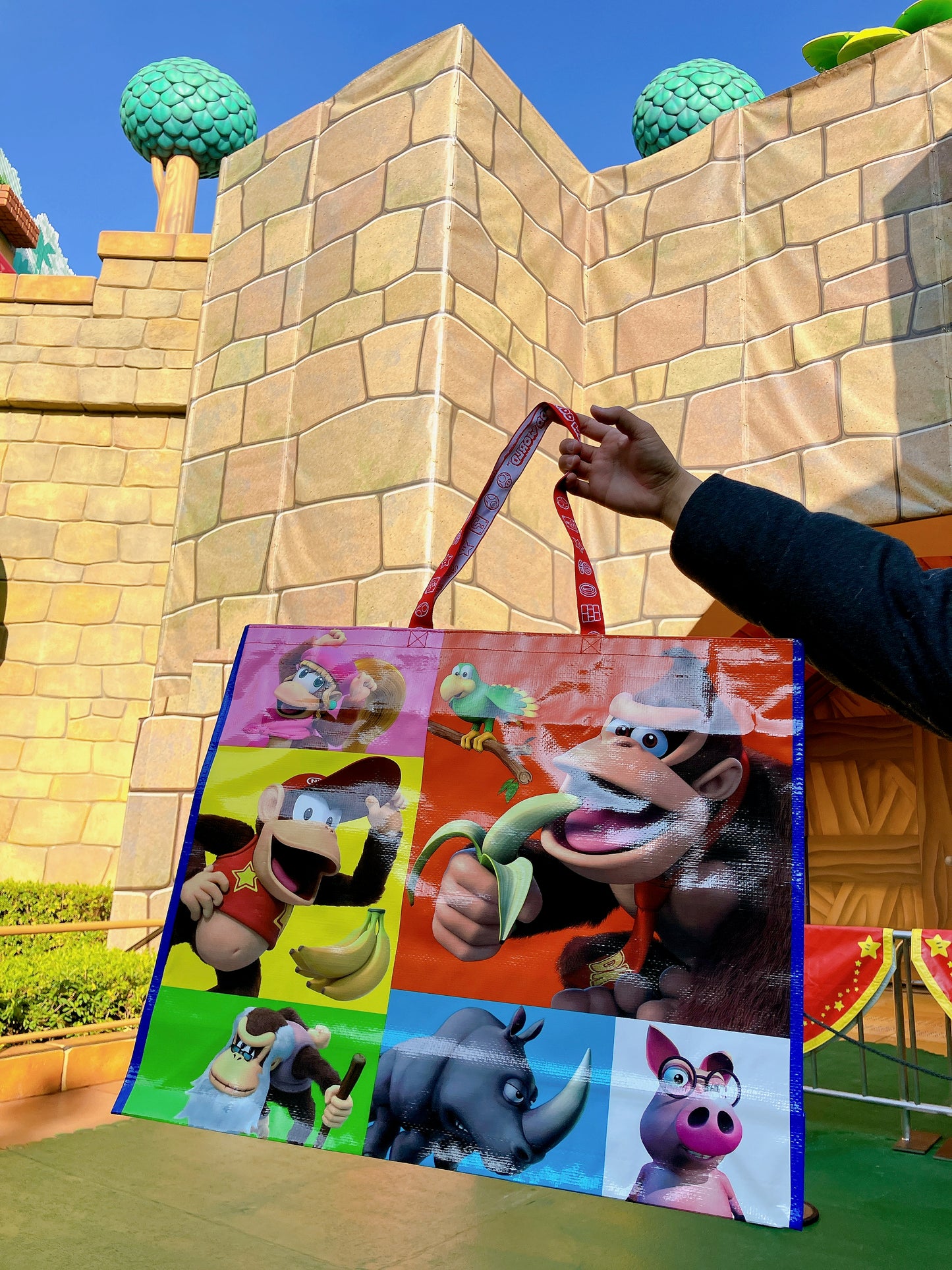 Universal Studio Japan - Super Nintendo World - Donkey Kong Shopping bag