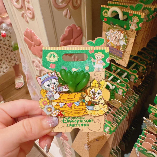 SHDL - Cookie Ann and Gelatoni Pin