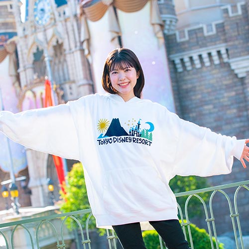 TDR - Tokyo Disneyland exclusive Sweater