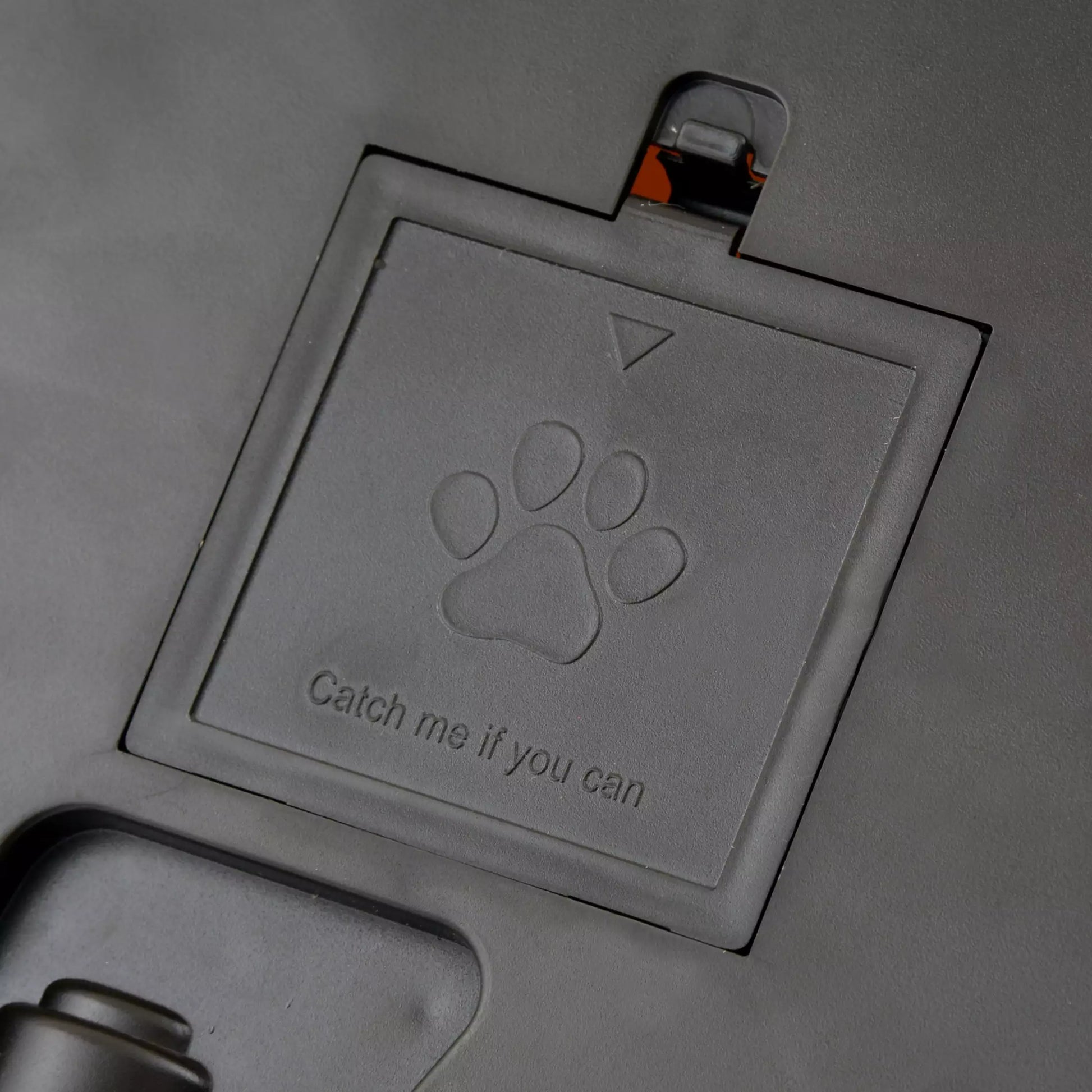 Disney Store Japan Cat Day 2026 limited edition merchandise. Japan exclusive Disney character goods featuring Lucifer, Figaro, and Marie with a chic antique design aesthetic. Cat toy catch me if you can 2.