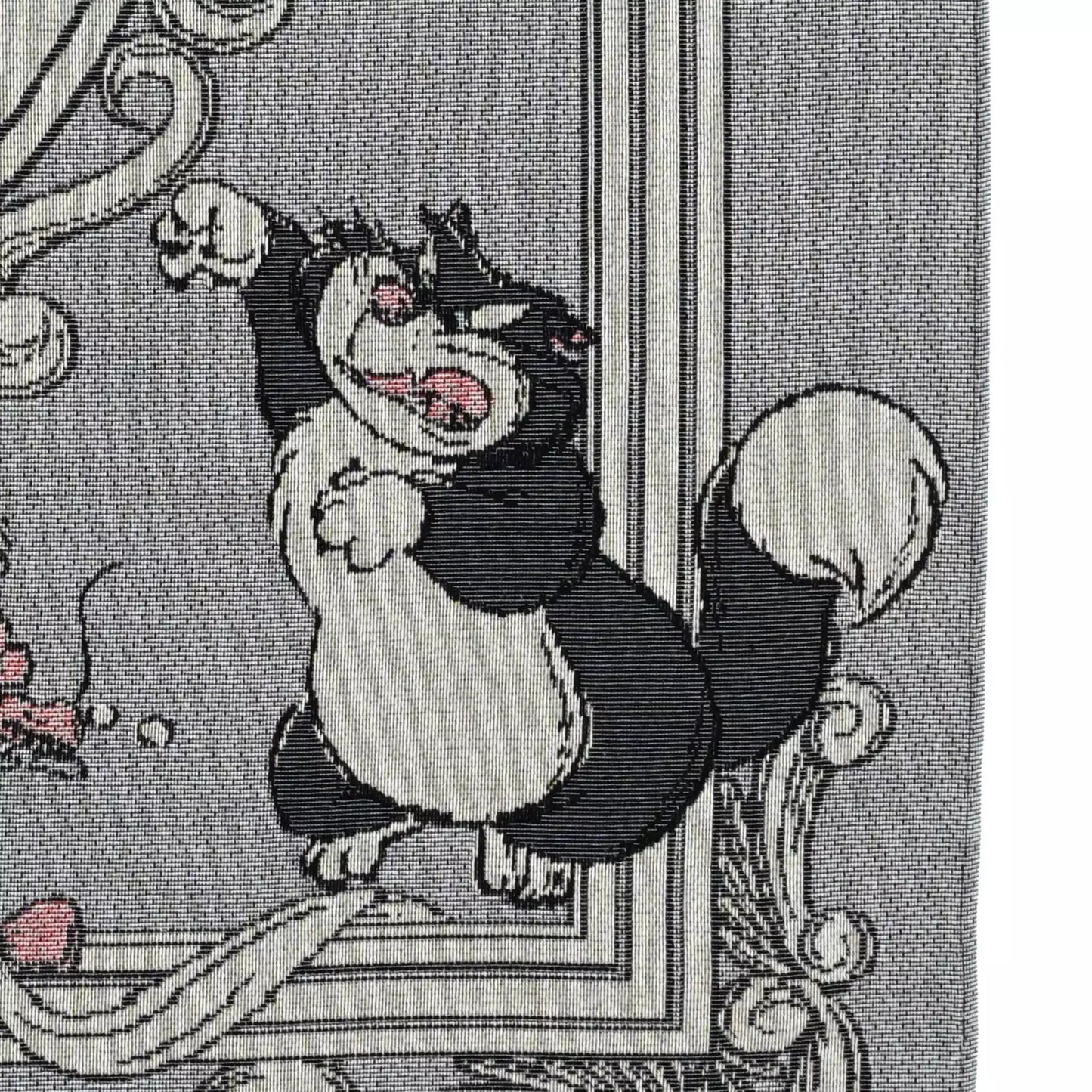 Blanket from the Disney Cat Day 2026 collection. Gray blanket featuring Lucifer, Jaq and Gus in a various adorable positions. Exclusive Japanese Disney merchandise celebrating February 22nd.