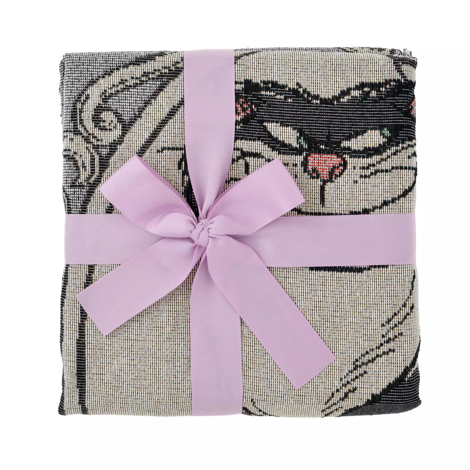 Blanket from the Disney Cat Day 2026 collection. Gray blanket featuring Lucifer, Jaq and Gus in a various adorable positions. Exclusive Japanese Disney merchandise celebrating February 22nd.