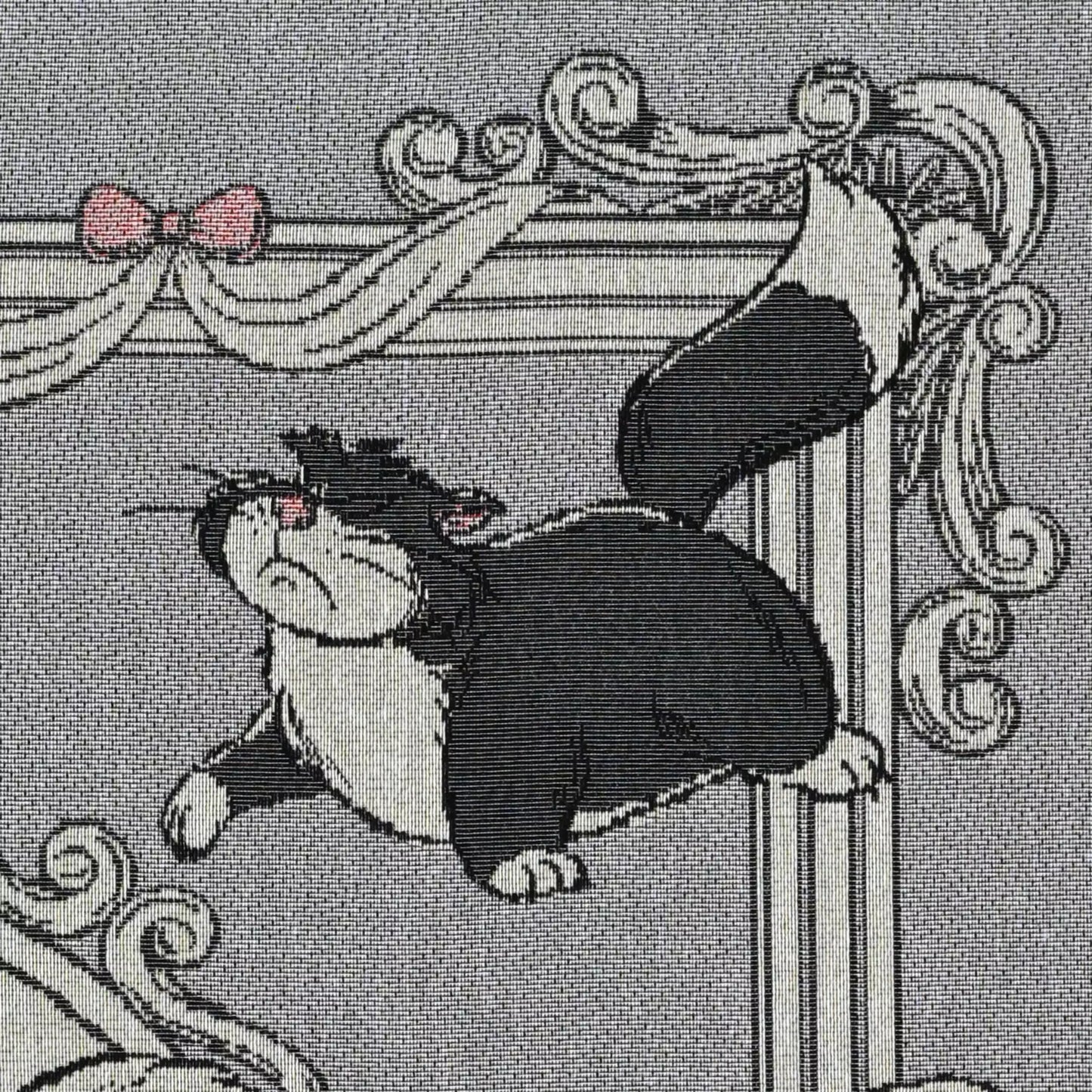 Blanket from the Disney Cat Day 2026 collection. Gray blanket featuring Lucifer, Jaq and Gus in a various adorable positions. Exclusive Japanese Disney merchandise celebrating February 22nd.