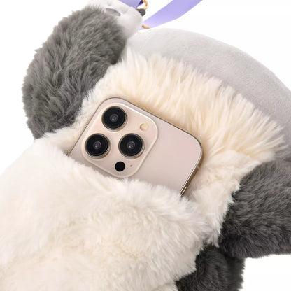 Disney Store Japan Cat Day 2026 limited edition merchandise. Japan exclusive Disney character goods featuring Lucifer, Figaro, and Marie with a chic antique design aesthetic. Lucifer multi pochette. shop at LEALEA MART.