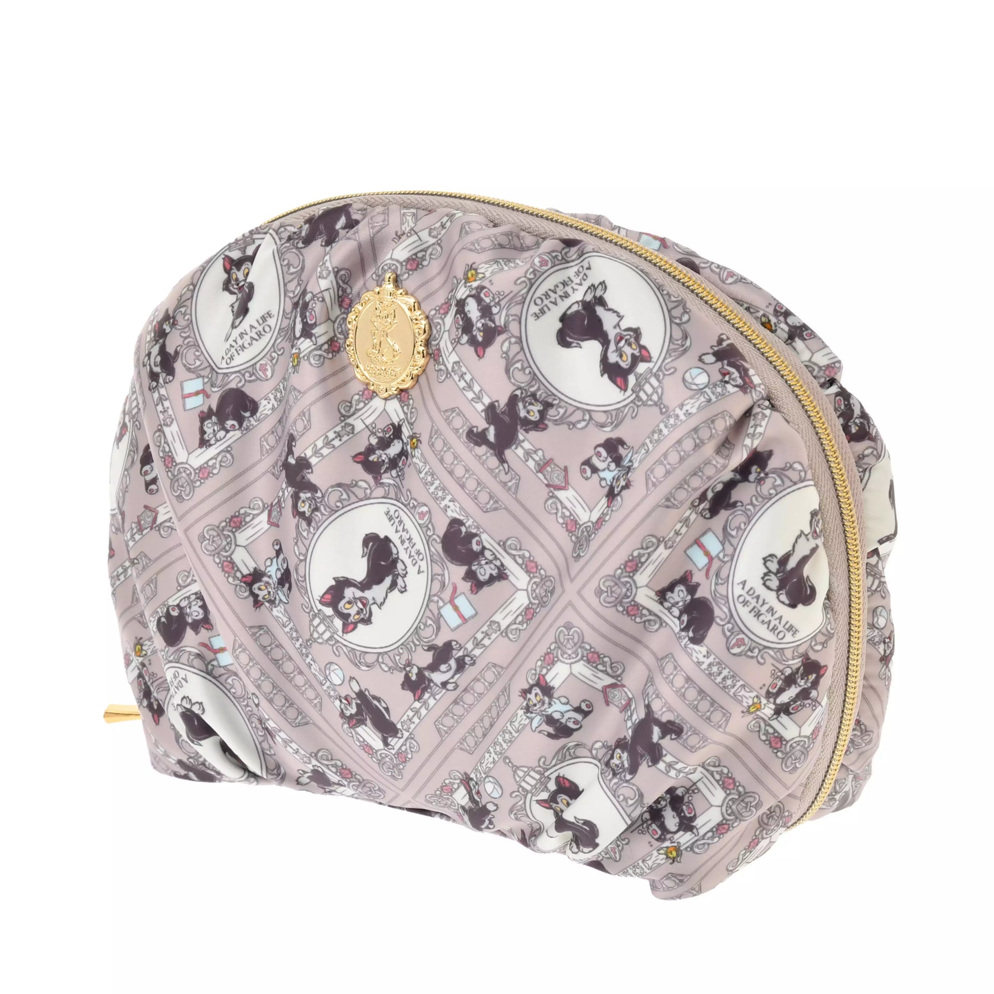 Disney Store Japan Cat Day 2026 limited edition merchandise. Japan exclusive Disney character goods featuring Lucifer, Figaro, and Marie with a chic antique design aesthetic. Figaro and Cleo Pouch.