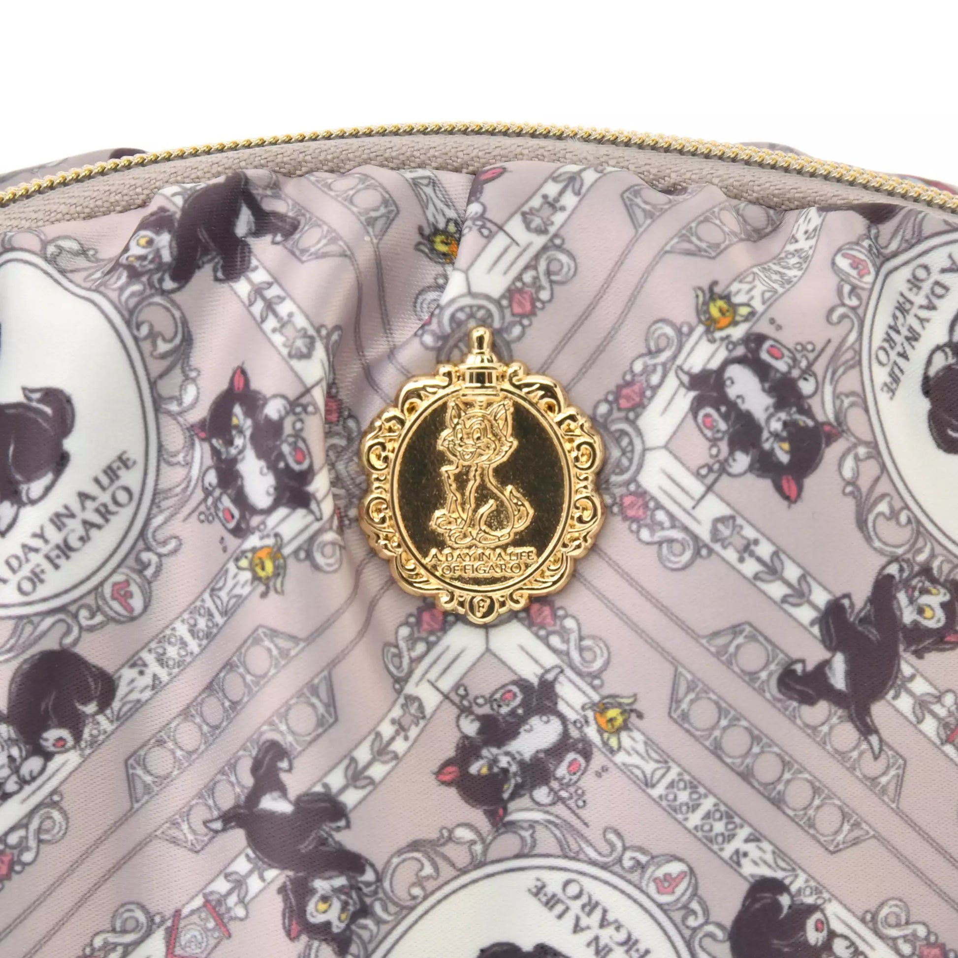 Disney Store Japan Cat Day 2026 limited edition merchandise. Japan exclusive Disney character goods featuring Lucifer, Figaro, and Marie with a chic antique design aesthetic. Figaro and Cleo Pouch.