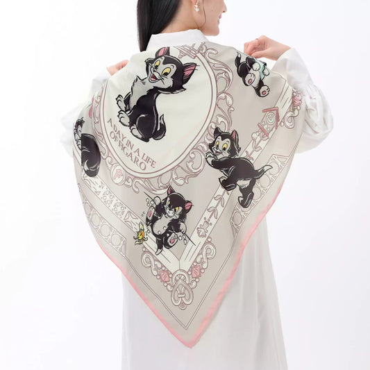 Scarf from the Disney Cat Day 2026 collection. White polyester scarf featuring Figaro in various adorable positions. Exclusive Japanese Disney merchandise celebrating February 22nd.