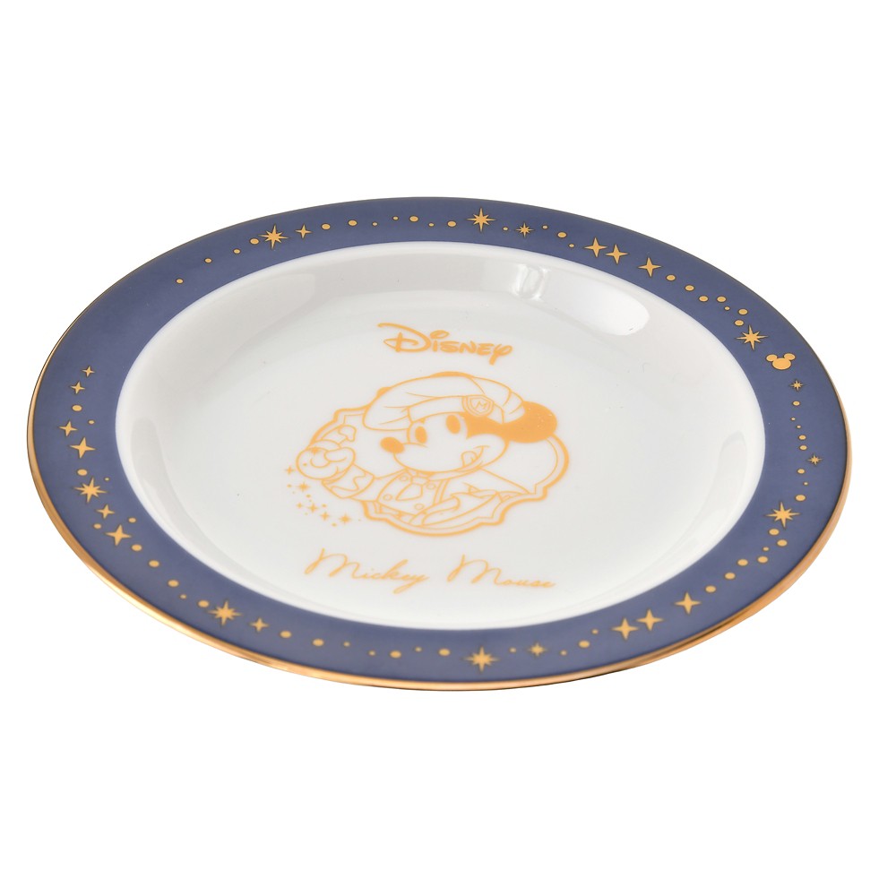 Disney Store Assortment with Plate in Box - Godiva Disney Valentine 2026