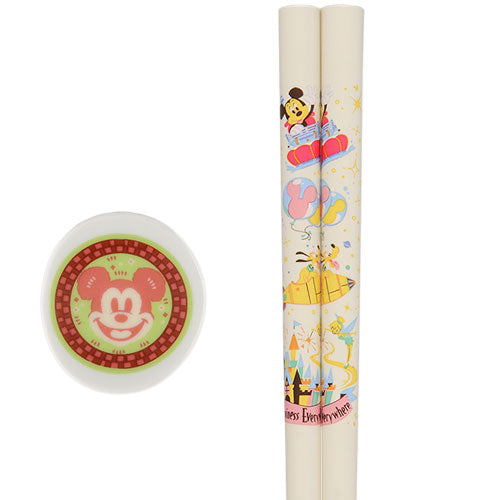 TDR - It's a small world collection - Chopsticks and chopstick holder