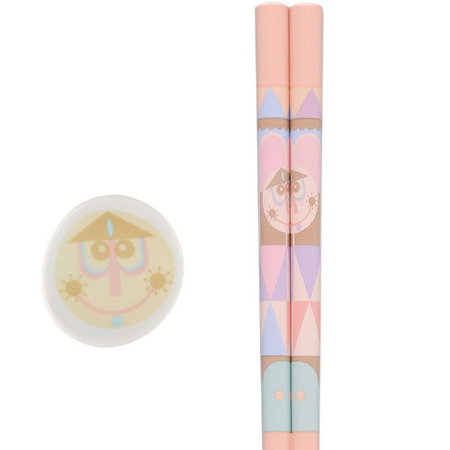 TDR - It's a small world collection - Chopsticks and chopstick holder