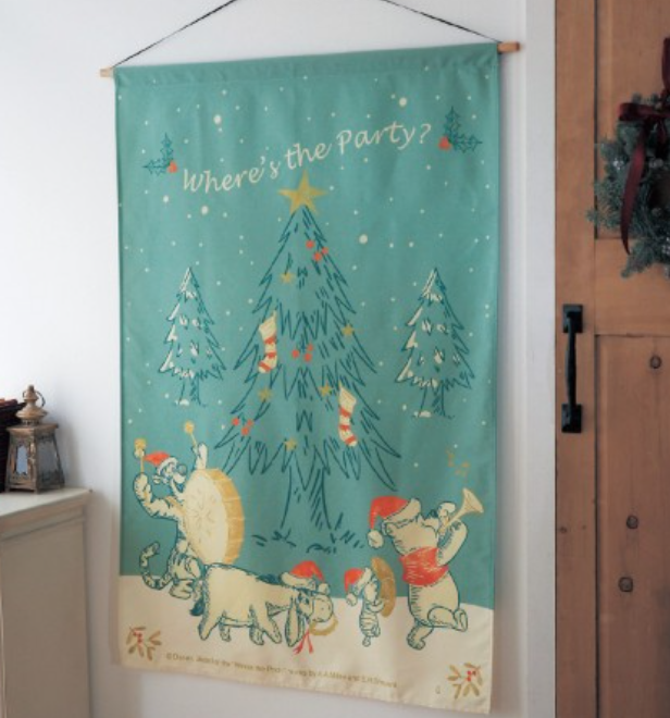 Disney Christmas Wall Decoration (60×85cm) - Winnie the Pooh