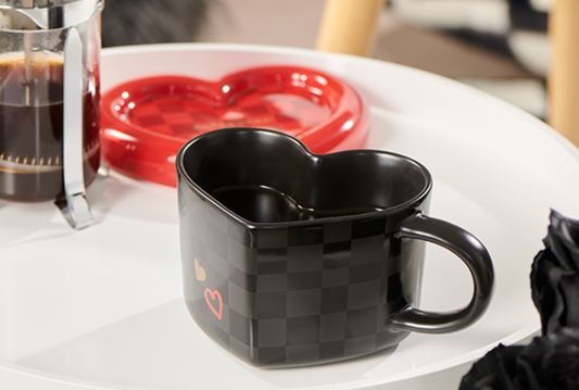 China Starbucks - Valentine's day 2022 - 355ml Mug with coaster