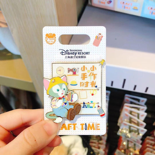 SHDL - Duffy and friends Craft Time - Pin