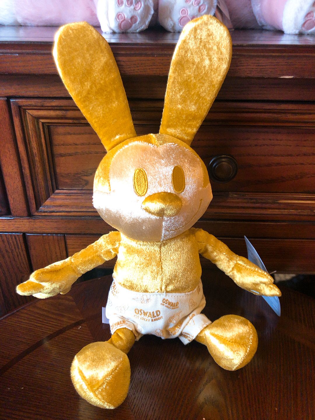 HKDL - Chinese New Year 2023 - Oswald gold plush