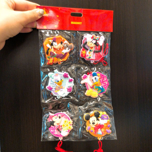[MOVING SALE] HKDL - Mickey and friends magnet
