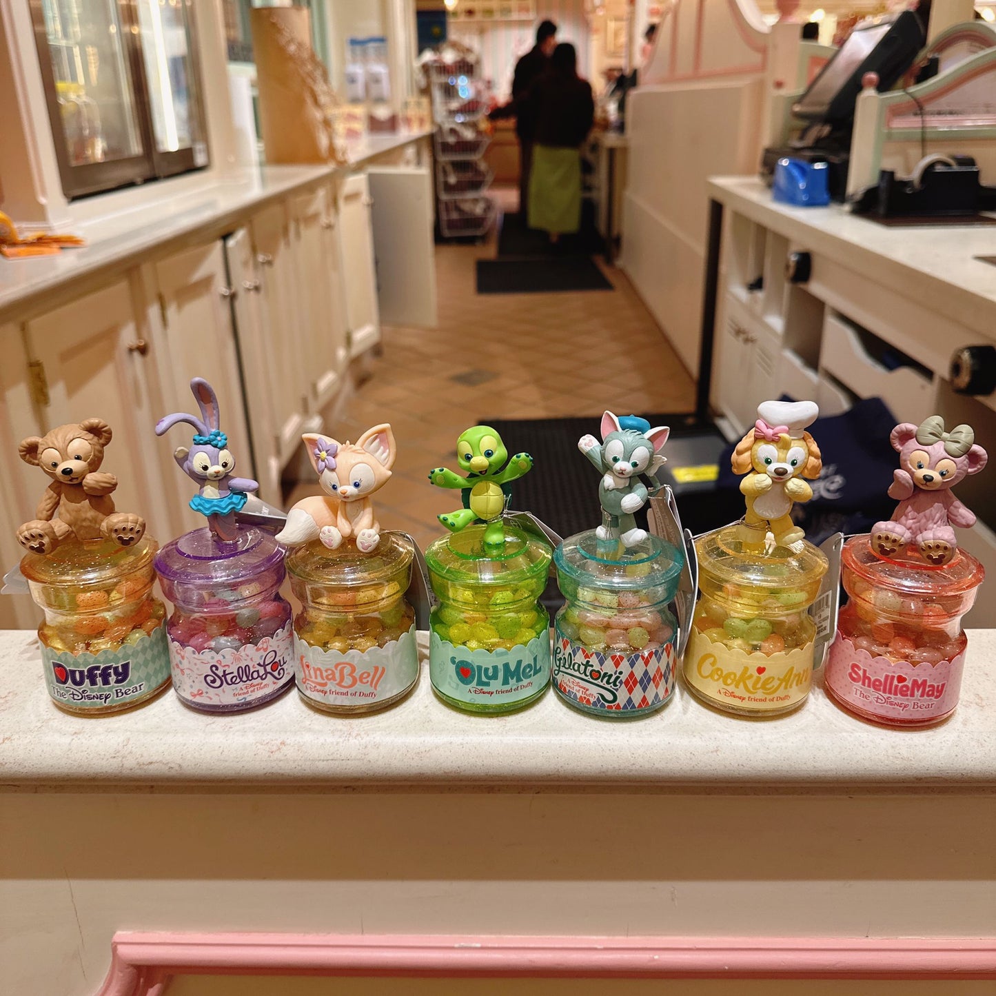 SHDL - Duffy and Friends Candies