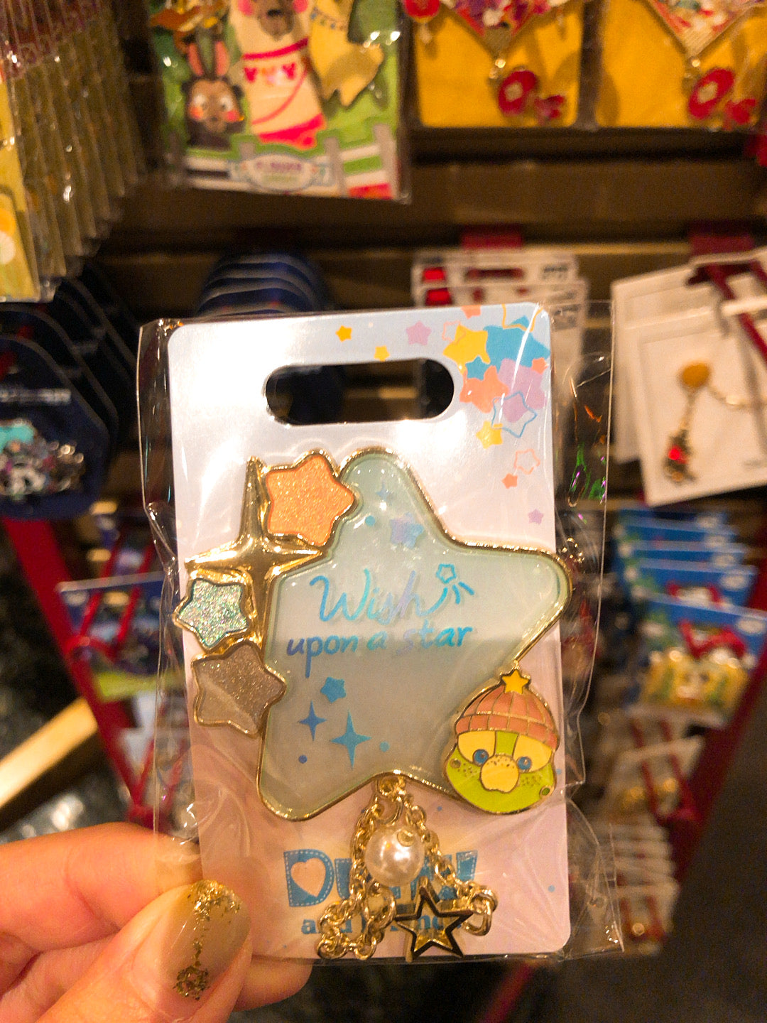 HKDL - Duffy and friends winter 2022 collection pin