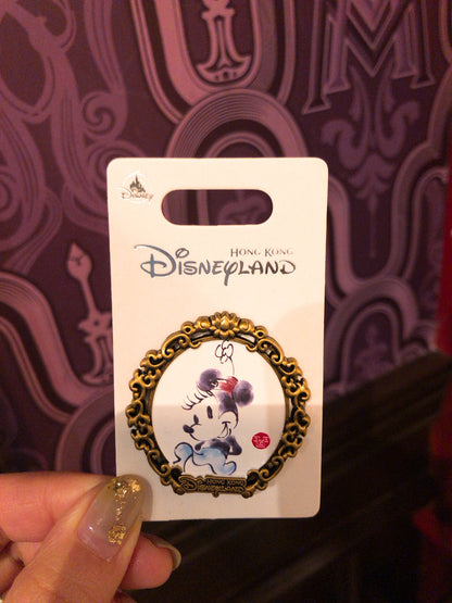 HKDL - Chinese painting pin