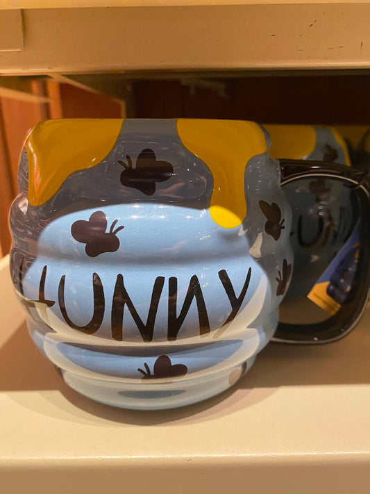 HKDL - Winnie the Pooh mug